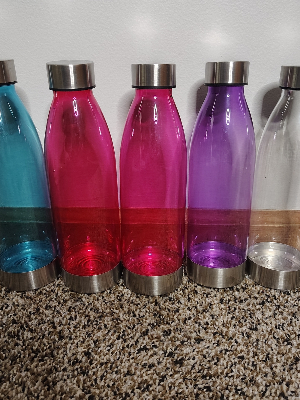 Mainstays Plastic BPA Free Stainless Steel Lid 22 oz Water Bottle Lot Of 5